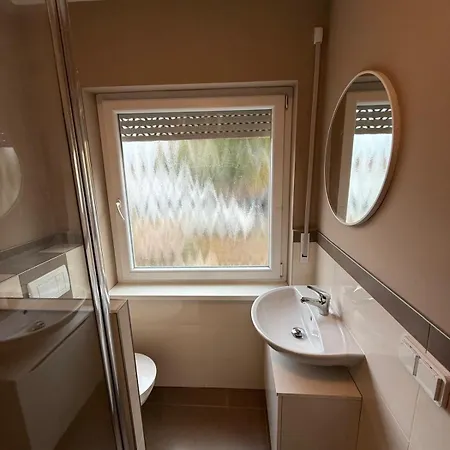 Διαμέρισμα Modernes 1 Mit Eigener Kueche & Bad - Schuster Homes - *